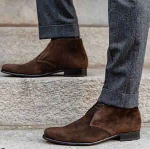 Chukka boots